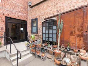 1018 4Th Ave 302, Oakland CA 94606