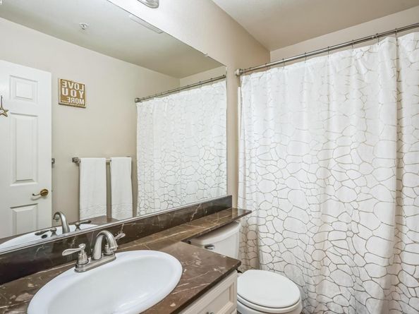 22537 Center St, Castro Valley CA 94541