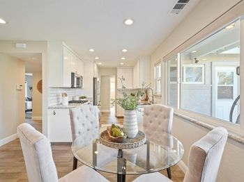 6781 Menlo Ct