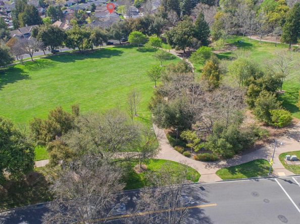 573 Junipero St, Pleasanton CA 94566