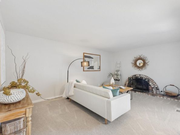 573 Junipero St, Pleasanton CA 94566