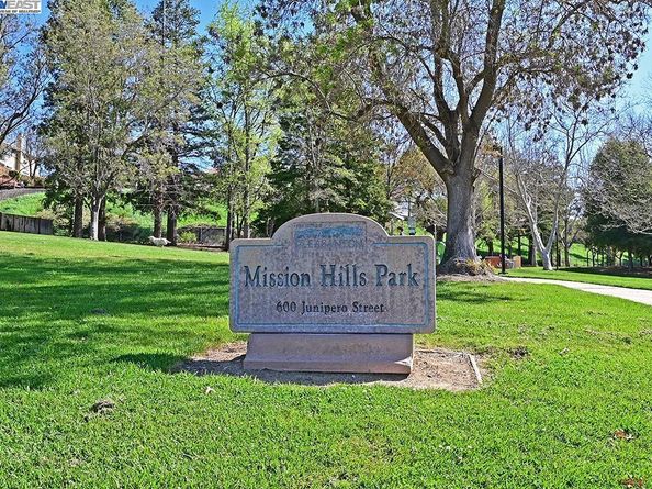 573 Junipero St, Pleasanton CA 94566