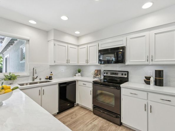 573 Junipero St, Pleasanton CA 94566