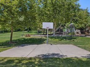 573 Junipero St, Pleasanton CA 94566