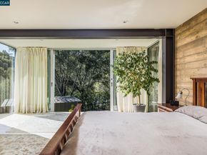 2 Crane Ct, Orinda CA 94563