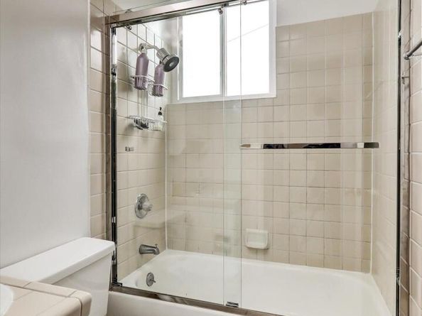 2 Panoramic Way 201, Berkeley CA 94704