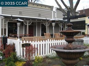1021 Pebble Beach Dr, Clayton CA 94517