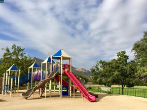 1021 Pebble Beach Dr, Clayton CA 94517