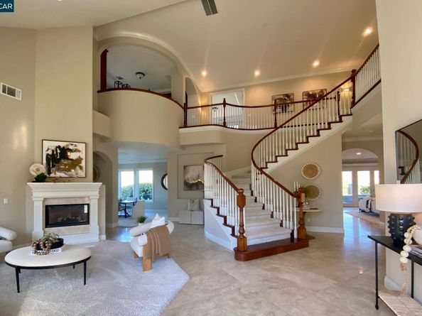 1021 Pebble Beach Dr, Clayton CA 94517