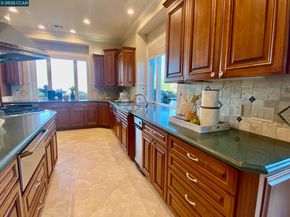 1021 Pebble Beach Dr, Clayton CA 94517
