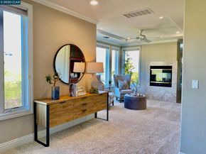 1021 Pebble Beach Dr, Clayton CA 94517
