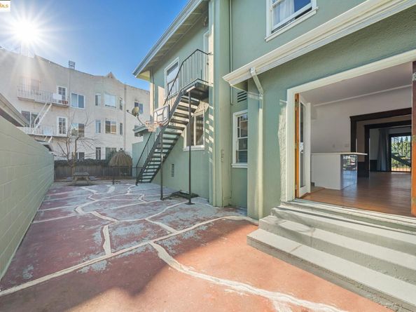 1001 Macarthur Blvd, Oakland CA 94610