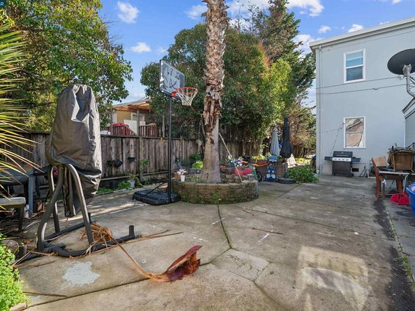 1401 Bissell Ave, Richmond CA 94801
