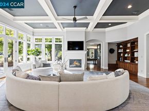 8 Julianna Court, Moraga CA 94556