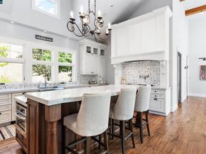 8 Julianna Court, Moraga CA 94556
