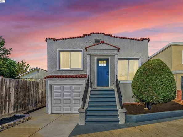 3288 School Street, Oakland CA 94602