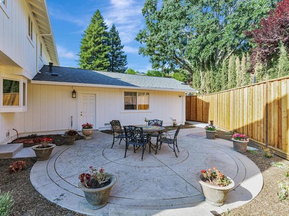 324 Merrilee Place, Danville CA 94526