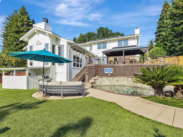 324 Merrilee Place, Danville CA 94526