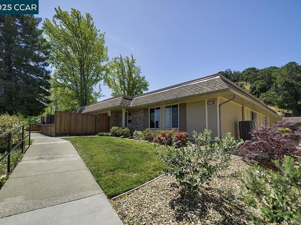 2101 Ptarmigan Dr 2, Walnut Creek CA 94595