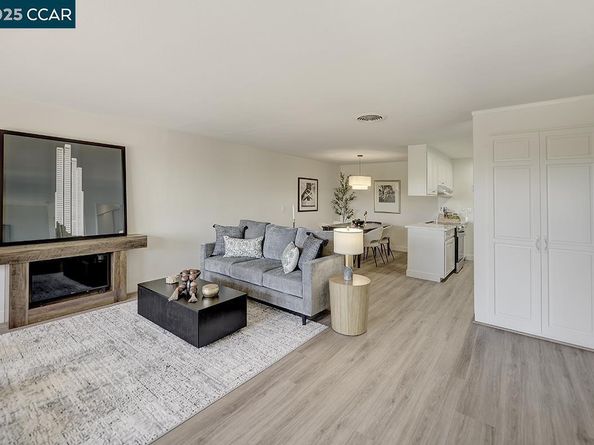 2101 Ptarmigan Dr 2, Walnut Creek CA 94595