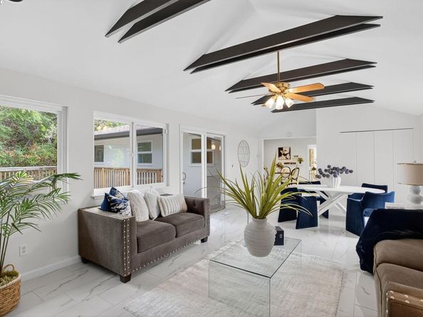 350 Elysian Fields Dr, Oakland CA 94605