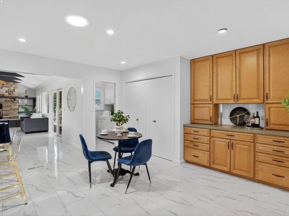 350 Elysian Fields Dr, Oakland CA 94605