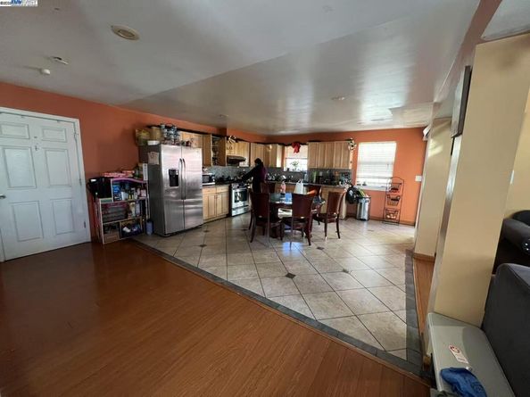 505 Nevin Ave, Richmond CA 94801