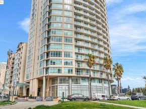 1 Lakeside Dr 1803, Oakland CA 94612