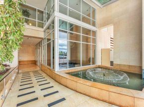 1 Lakeside Dr 1803, Oakland CA 94612