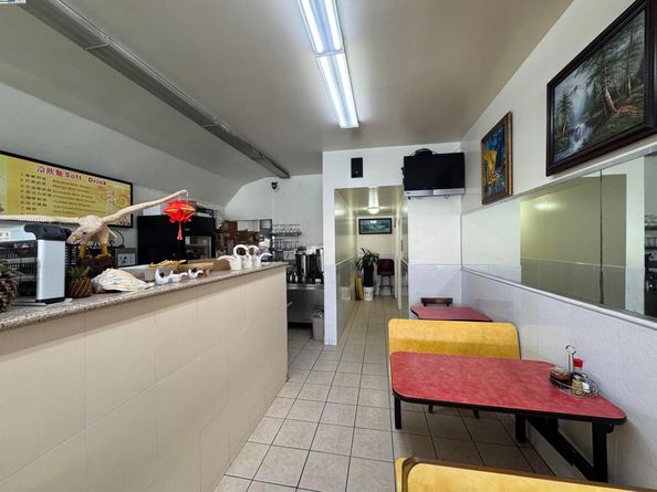 3917 Noriega, San Francisco CA 94122