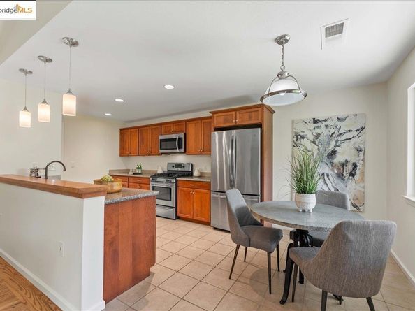 3195 Rohrer, Lafayette CA 94549
