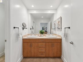 438 W Grand Ave 420, Oakland CA 94612
