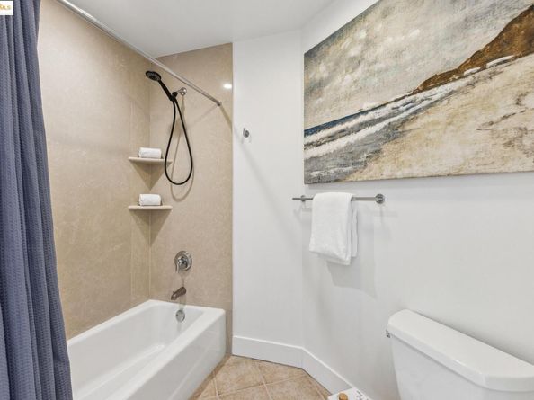 438 W Grand Ave 420, Oakland CA 94612