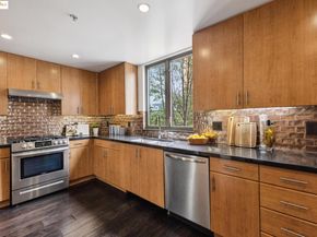 438 W Grand Ave 420, Oakland CA 94612