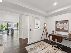 438 W Grand Ave 420, Oakland CA 94612