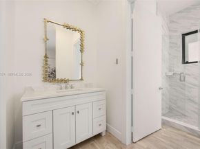 7430 SW 66th St, Miami FL 33143