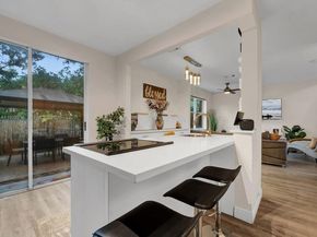 13564 NW 7th St, Pembroke Pines FL 33028