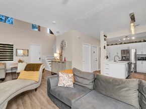 13564 NW 7th St, Pembroke Pines FL 33028