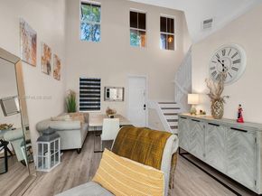 13564 NW 7th St, Pembroke Pines FL 33028