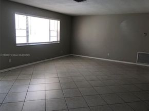 156 SW 126th Ave, Plantation FL 33325