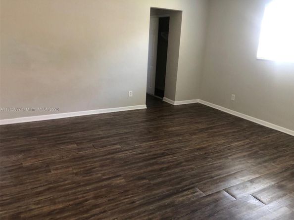 156 SW 126th Ave, Plantation FL 33325