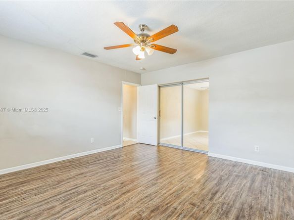 156 SW 126th Ave, Plantation FL 33325