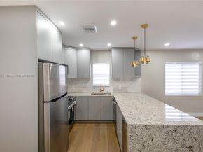 1852 NW 85th St, Miami FL 33147