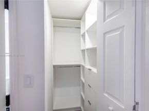 1852 NW 85th St, Miami FL 33147