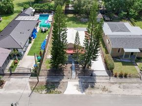 1852 NW 85th St, Miami FL 33147