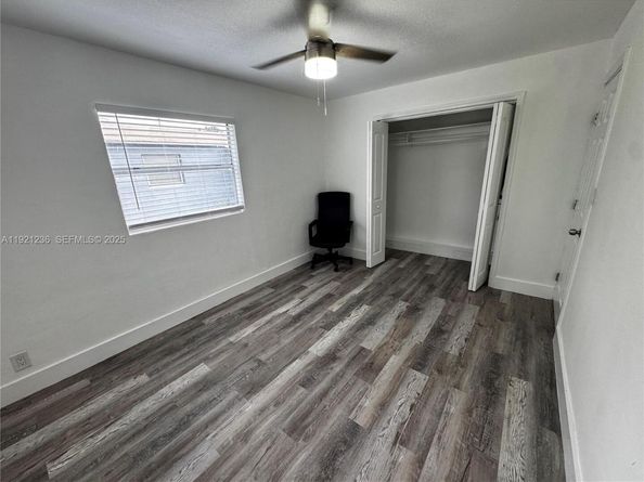 2034 Taylor St, Hollywood FL 33020