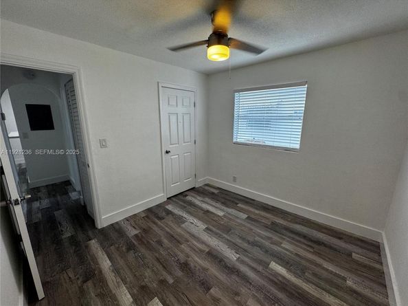 2034 Taylor St, Hollywood FL 33020