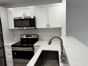 2034 Taylor St, Hollywood FL 33020