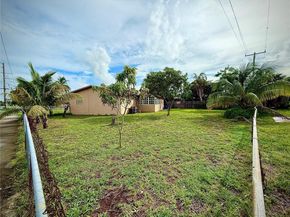 701 NW 176th Ter, Miami Gardens FL 33169