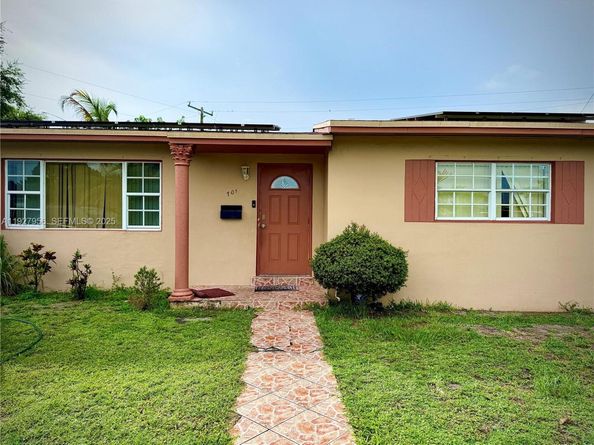 701 NW 176th Ter, Miami Gardens FL 33169
